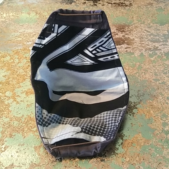 MEN'S HANDCRAFTED "BROWN JUST BROWN" FACE MASK - Picture 8 of 10